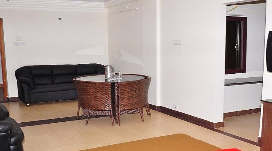 Green Hill Hotel P.Ltd, Valparai 4